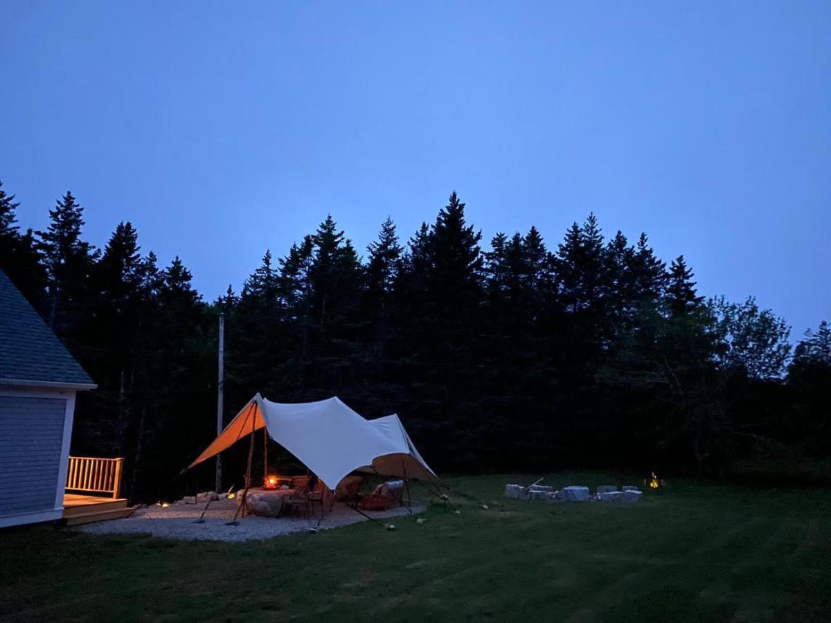 Gifford Private Island Glamping Boat Ride Included Hotel Mahone Bay Exterior photo