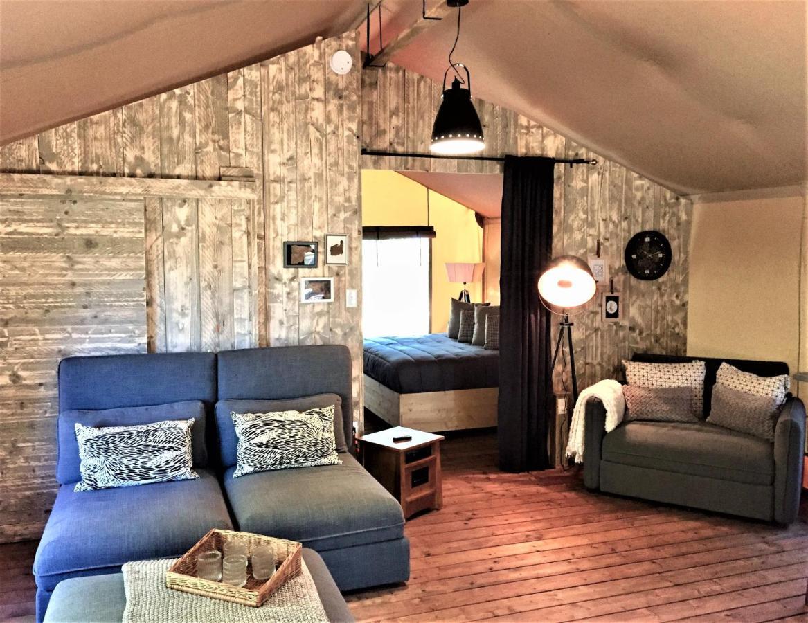 Gifford Private Island Glamping Boat Ride Included Hotel Mahone Bay Exterior photo