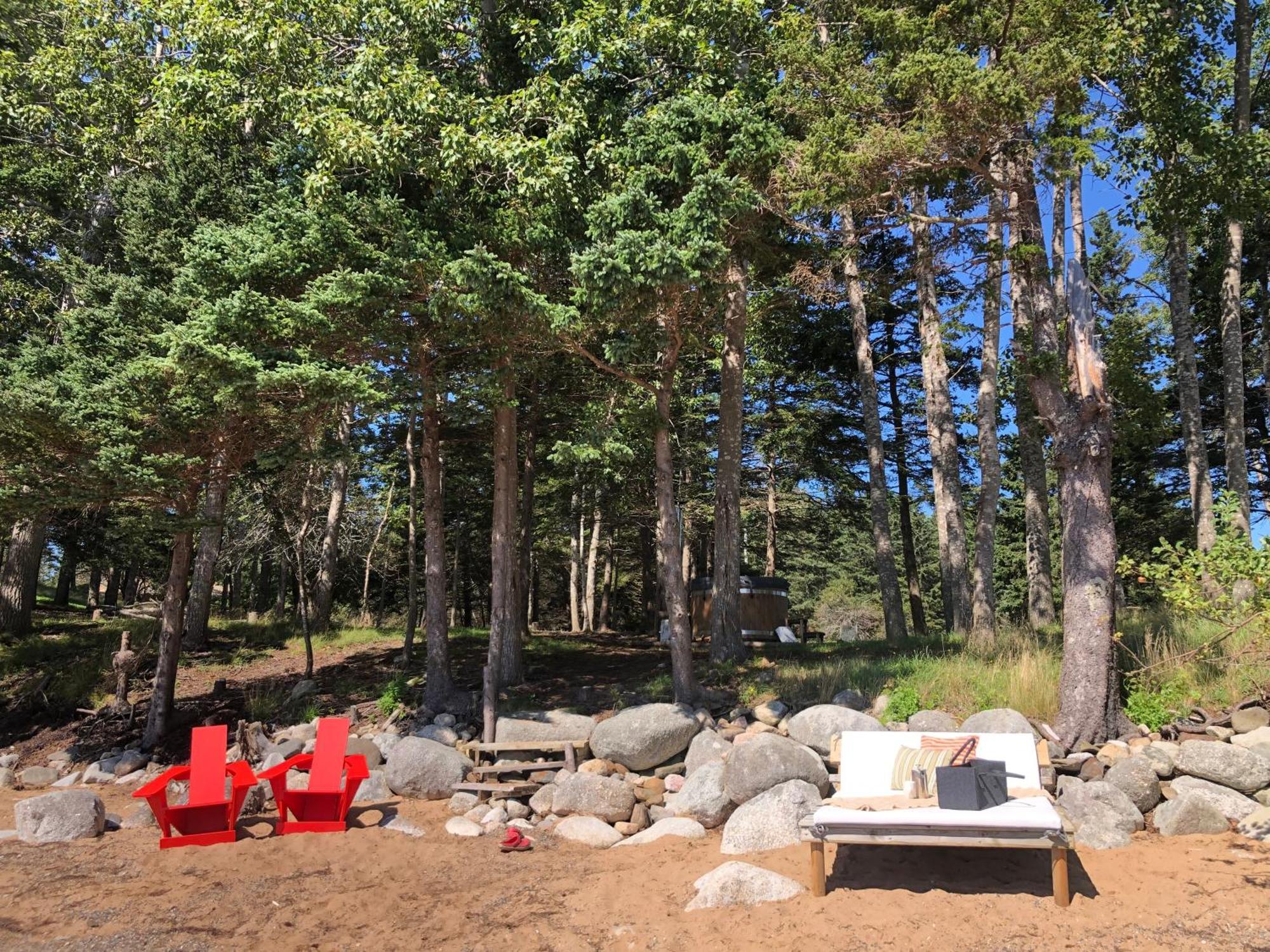 Gifford Private Island Glamping Boat Ride Included Hotel Mahone Bay Exterior photo